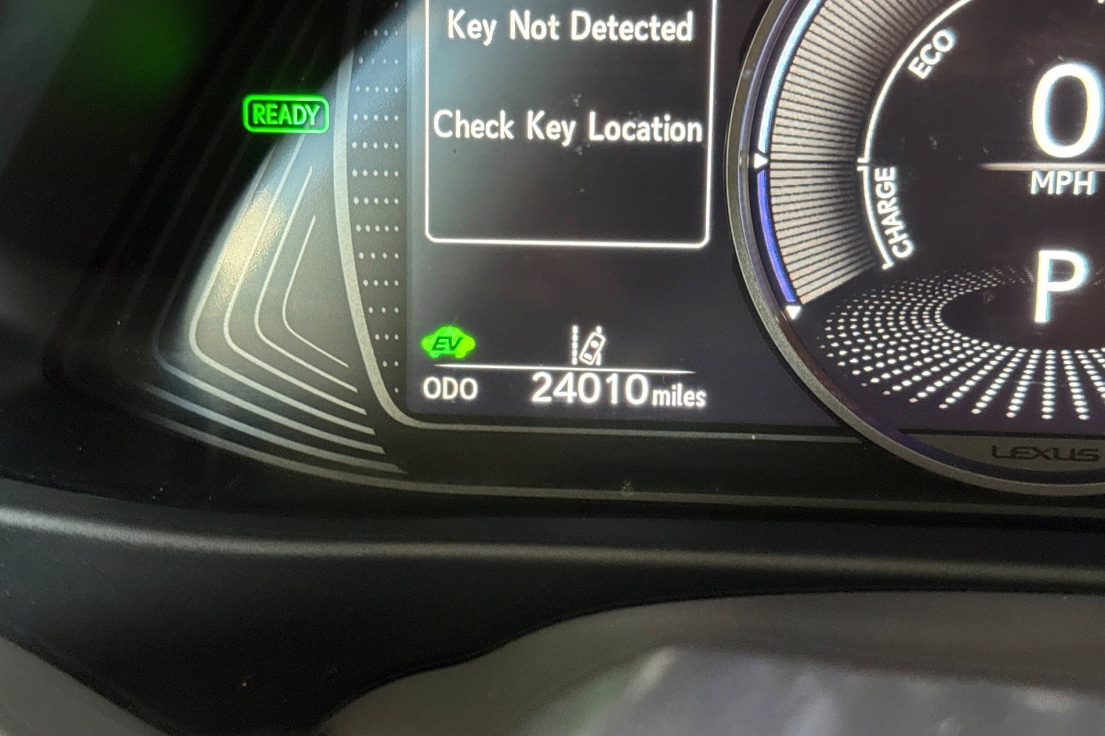 Used 2019 Lexus UX 250h w/ Premium Package AWD/4WD image 35