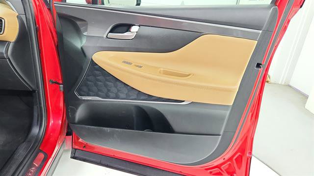 Used 2021 Hyundai Santa Fe Calligraphy w/ Cargo Package image 27