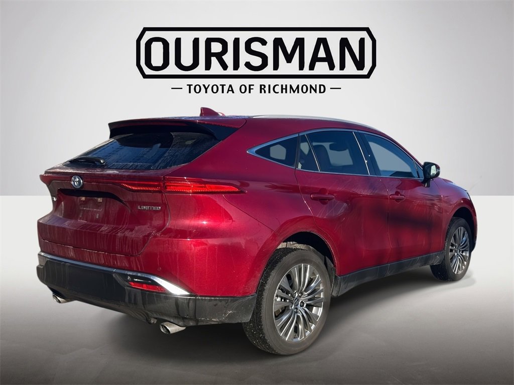 Used 2023 Toyota Venza Limited image 3