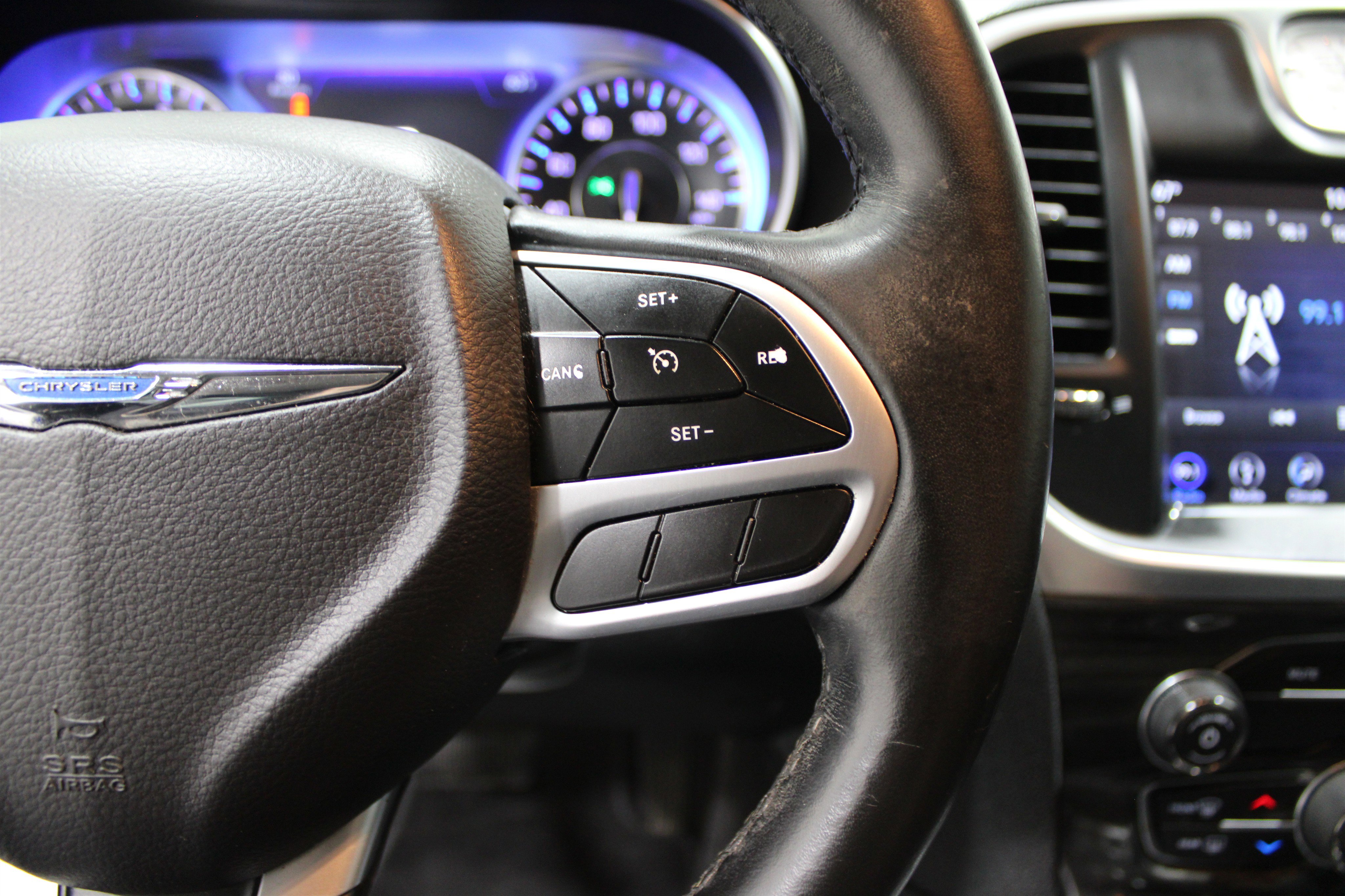 Used 2018 Chrysler 300 Touring w/ Sport Appearance Package image 11