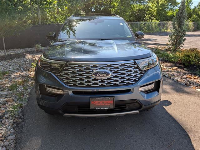 Used 2020 Ford Explorer Platinum w/ Premium Technology Package AWD/4WD image 8