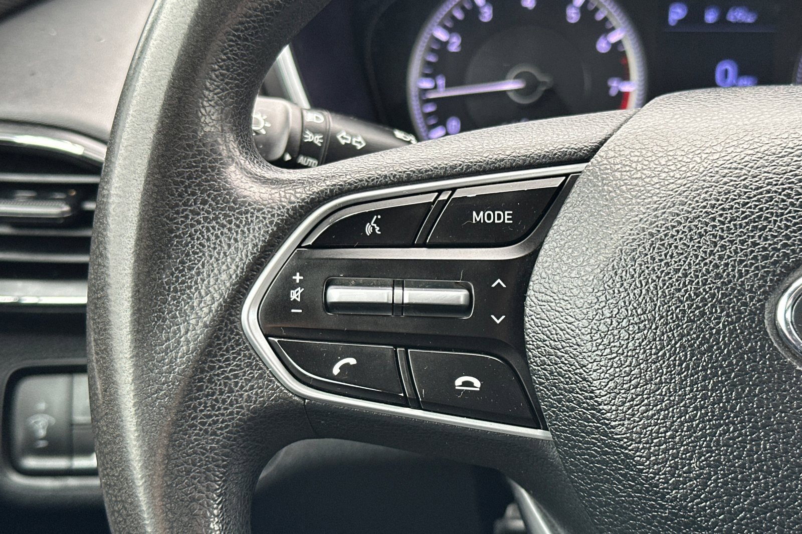 Used 2019 Hyundai Santa Fe SE image 25