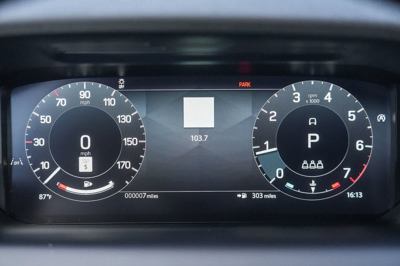 New 2026 Land Rover Discovery Sport Landmark AWD/4WD image 22