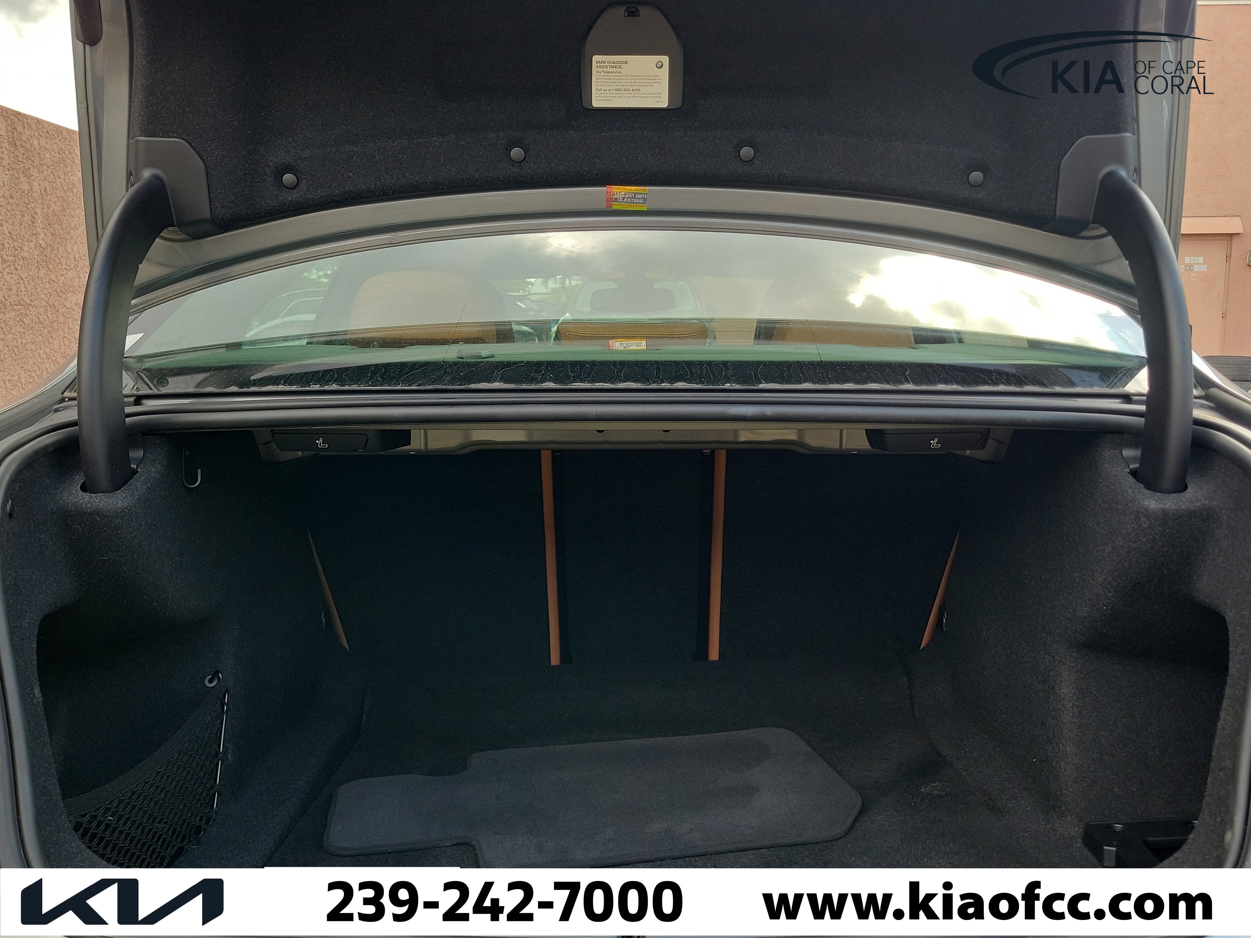 Used 2023 BMW 330i Sedan w/ Convenience Package RWD image 19