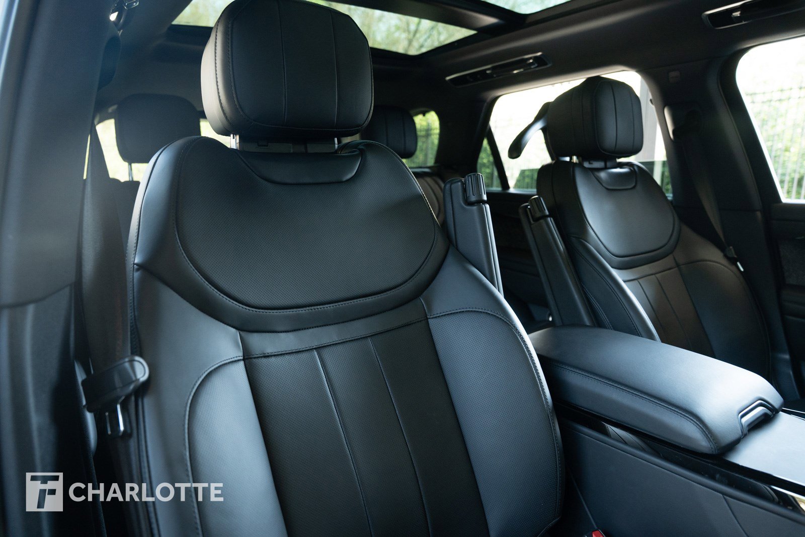 Used 2024 Land Rover Range Rover Sport Dynamic SE image 24