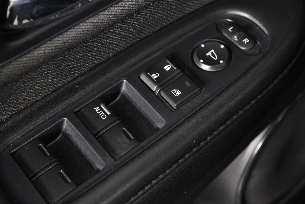 Used 2022 Honda HR-V Sport image 22