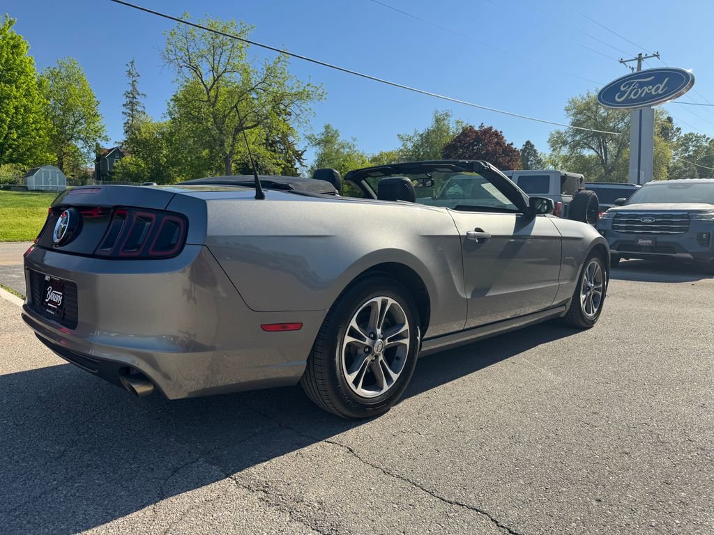 Used 2014 Ford Mustang Premium RWD image 7