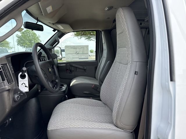 New 2026 Chevrolet Express 2500 RWD image 23