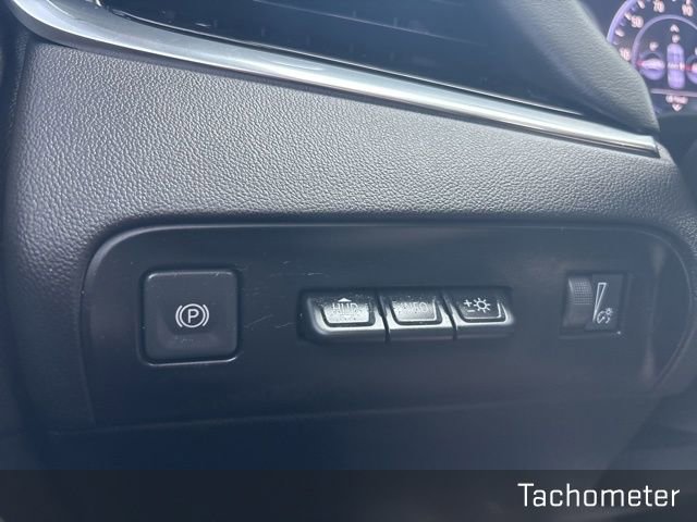 Used 2023 Buick Enclave Avenir w/ Avenir Technology Package image 46