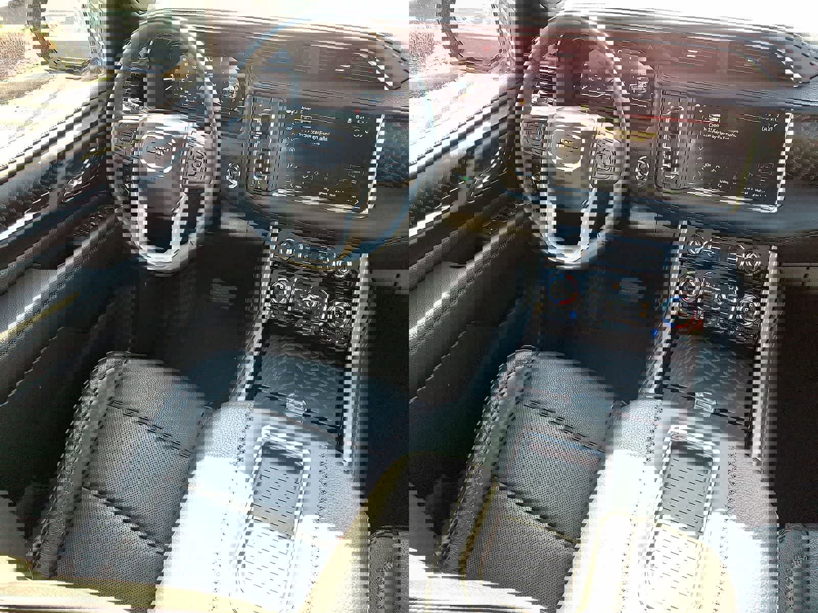 Certified 2024 GMC Yukon XL Denali image 10