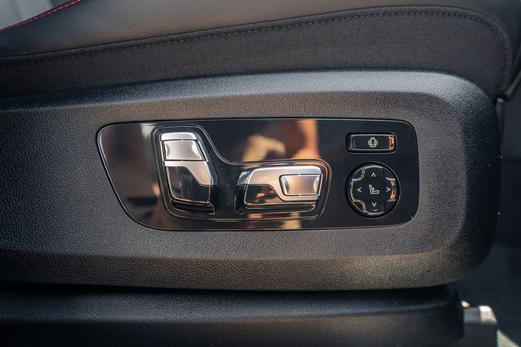 Used 2024 BMW XM Label Red image 37