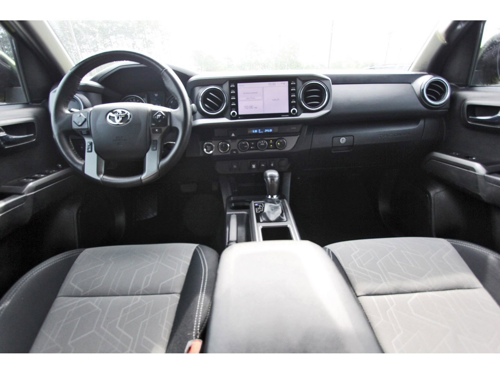 Used 2023 Toyota Tacoma TRD Off-Road AWD/4WD image 10
