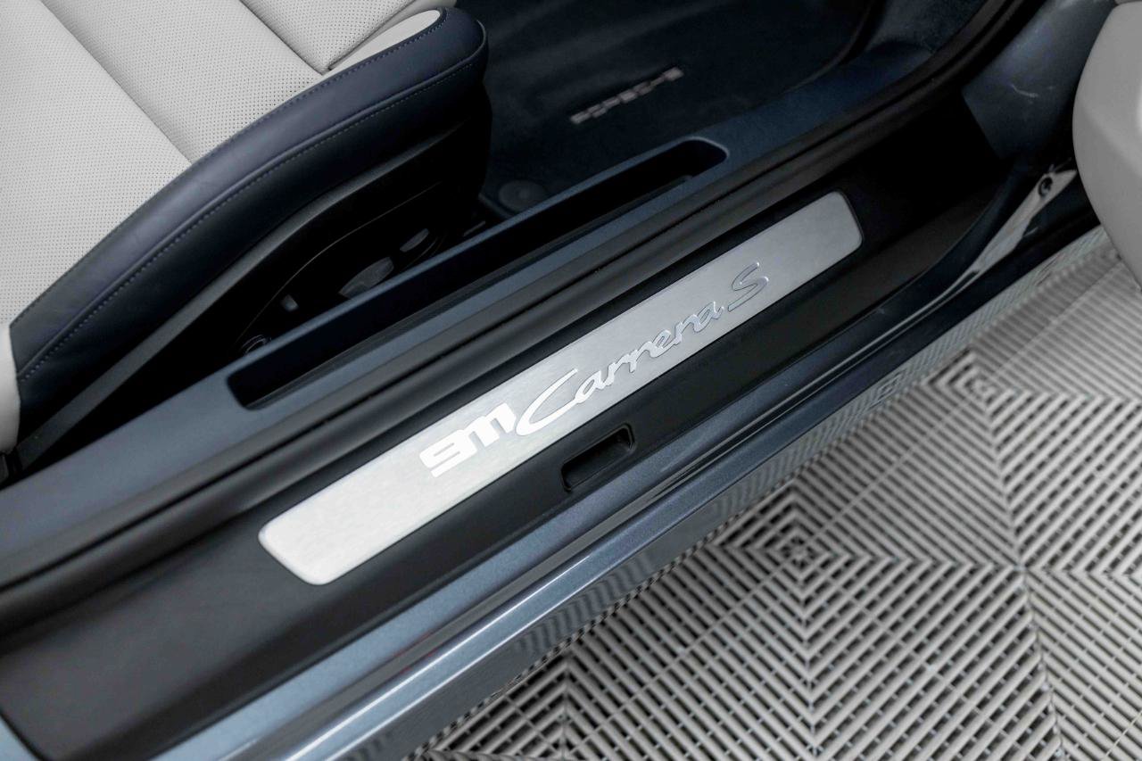 Used 2025 Porsche 911 Carrera S RWD image 49