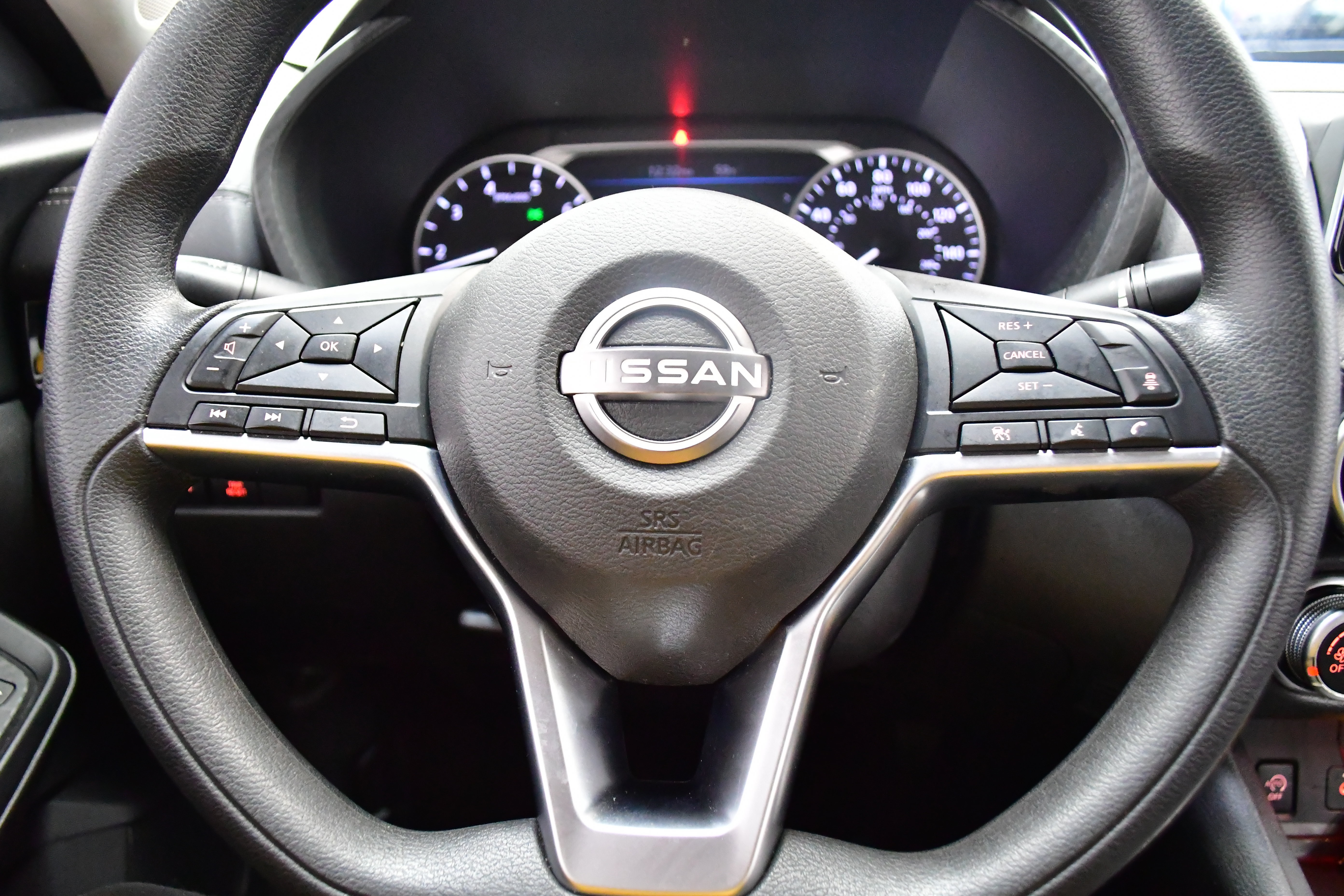 Used 2024 Nissan Sentra SV FWD image 18