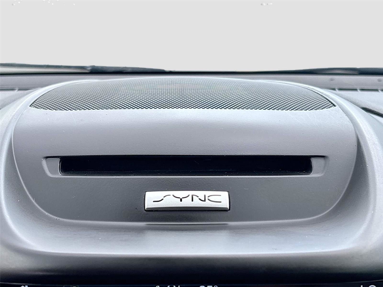 Used 2016 Ford Escape Titanium image 20