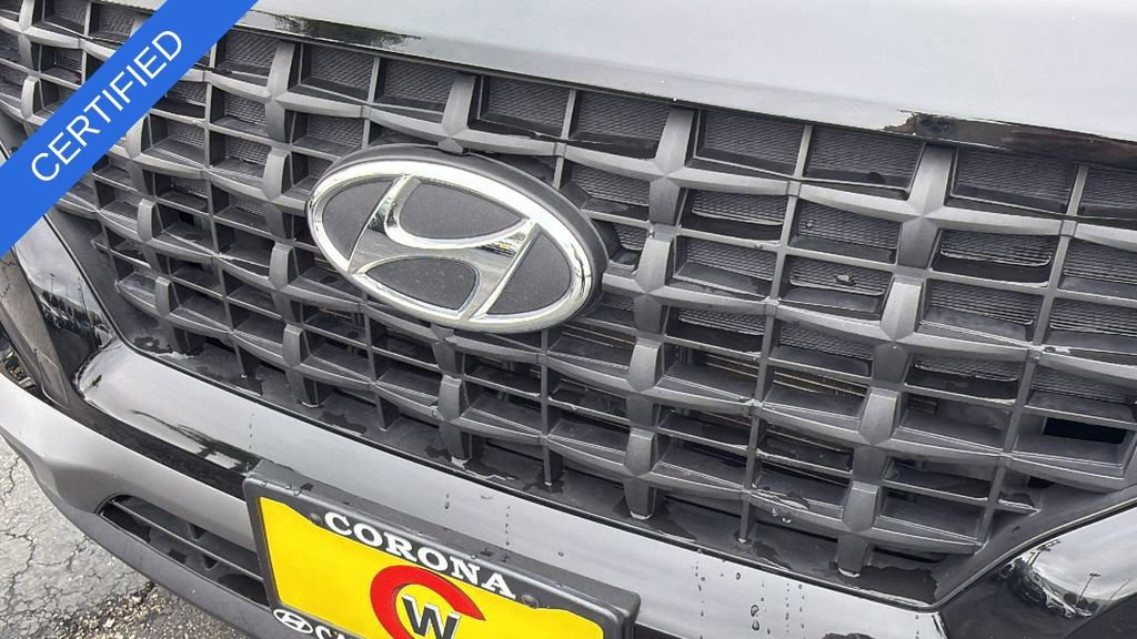 Used 2023 Hyundai Venue SE image 9