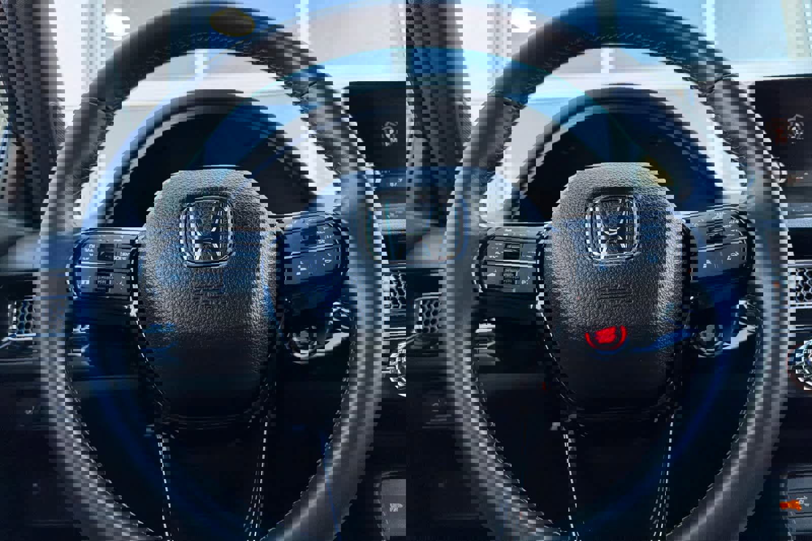 Certified 2025 Honda Civic Sport image 24