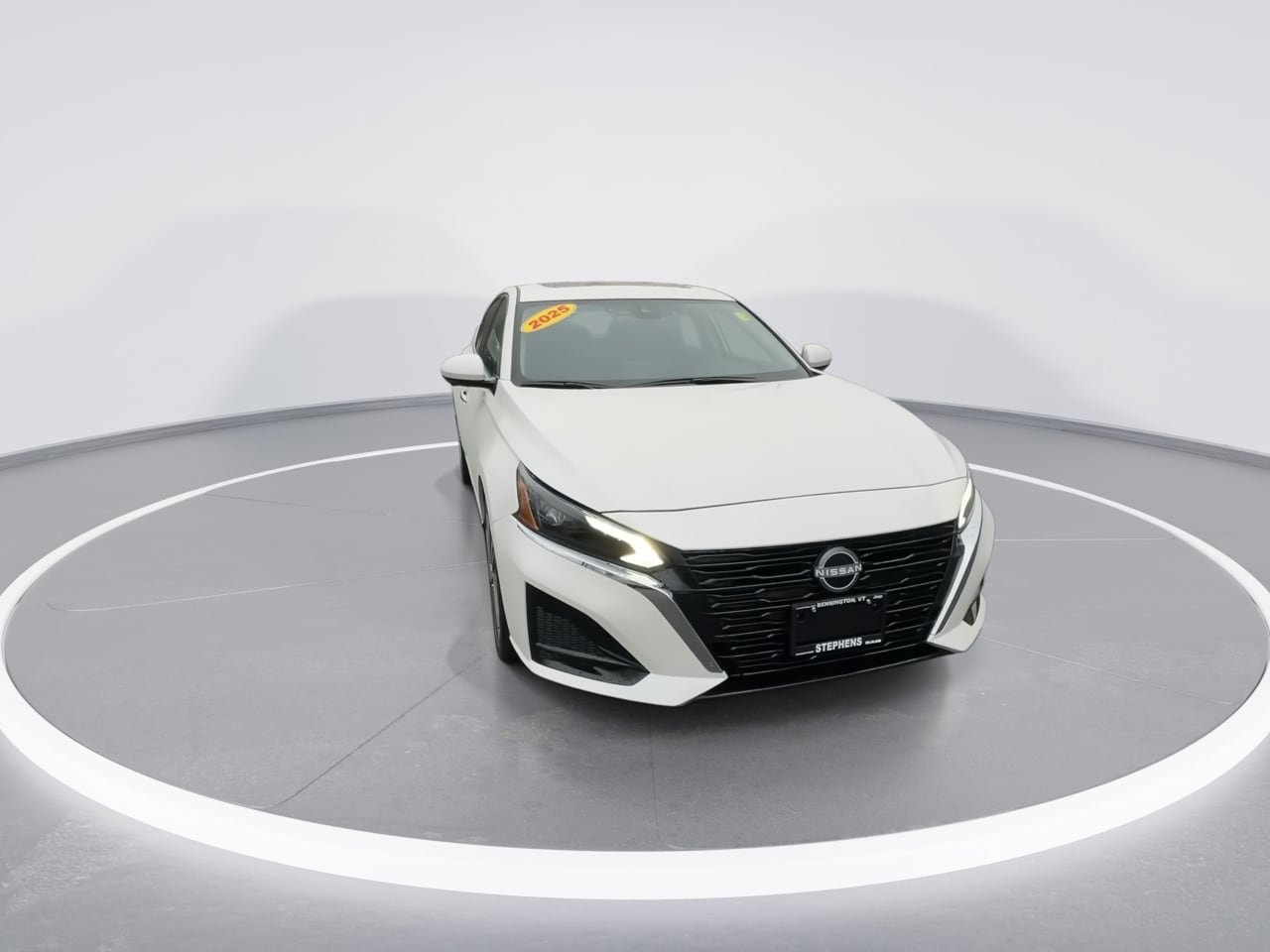 Used 2025 Nissan Altima 2.5 SL AWD/4WD image 5