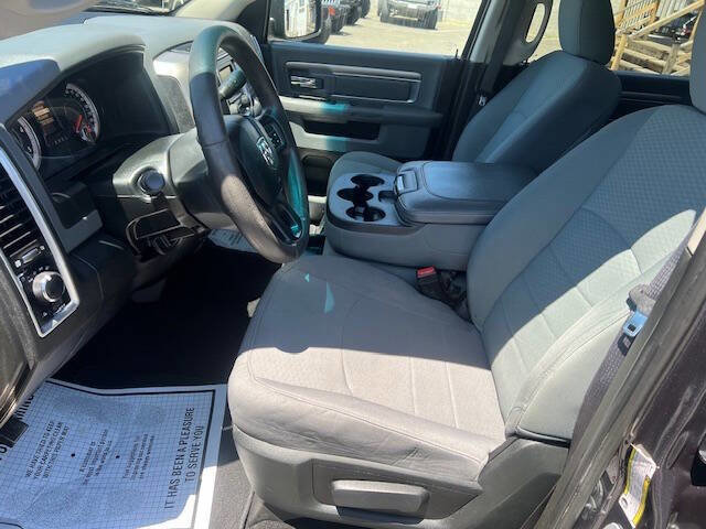 Used 2018 RAM 2500 SLT image 9