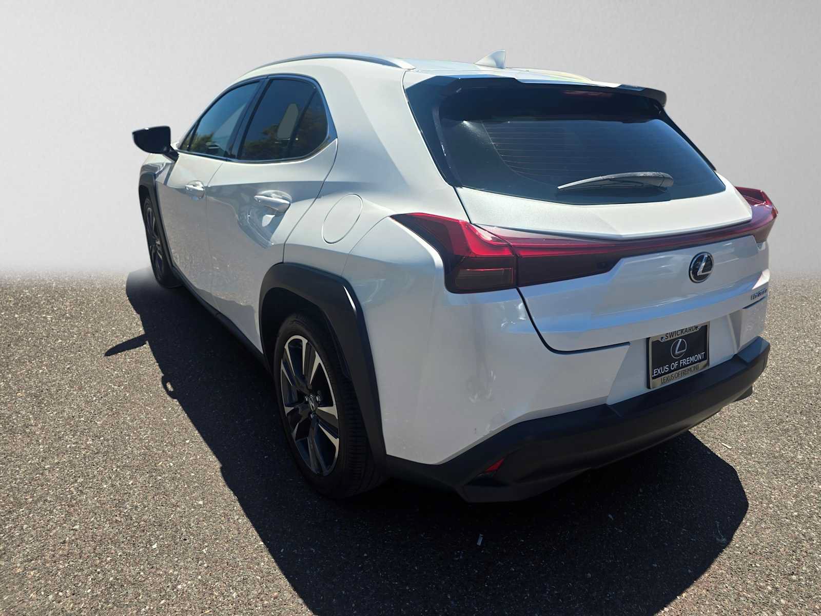 Used 2019 Lexus UX 200 FWD image 5