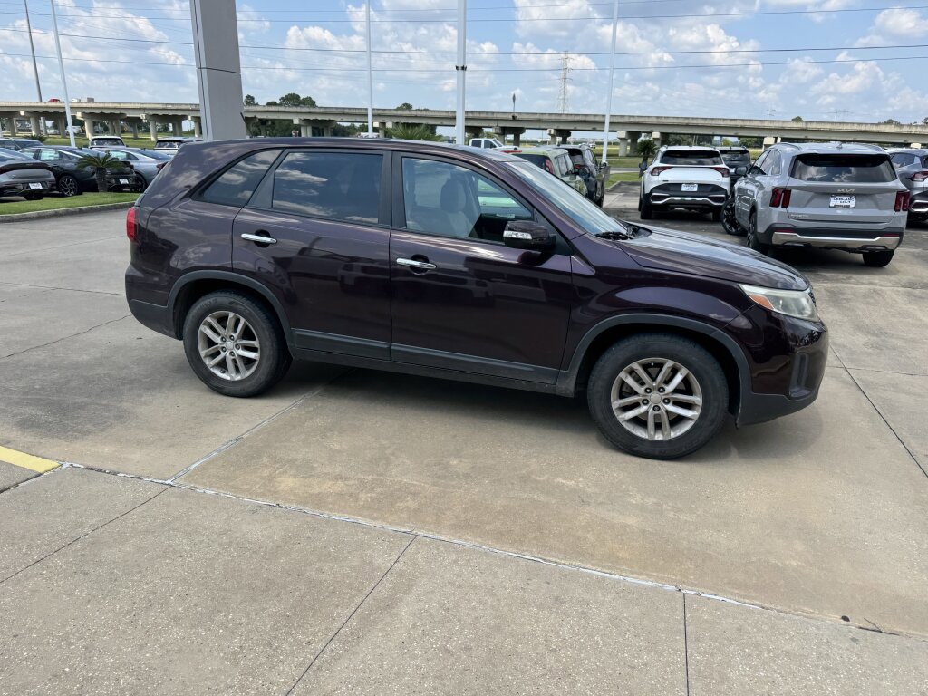 Used 2014 Kia Sorento LX FWD image 12