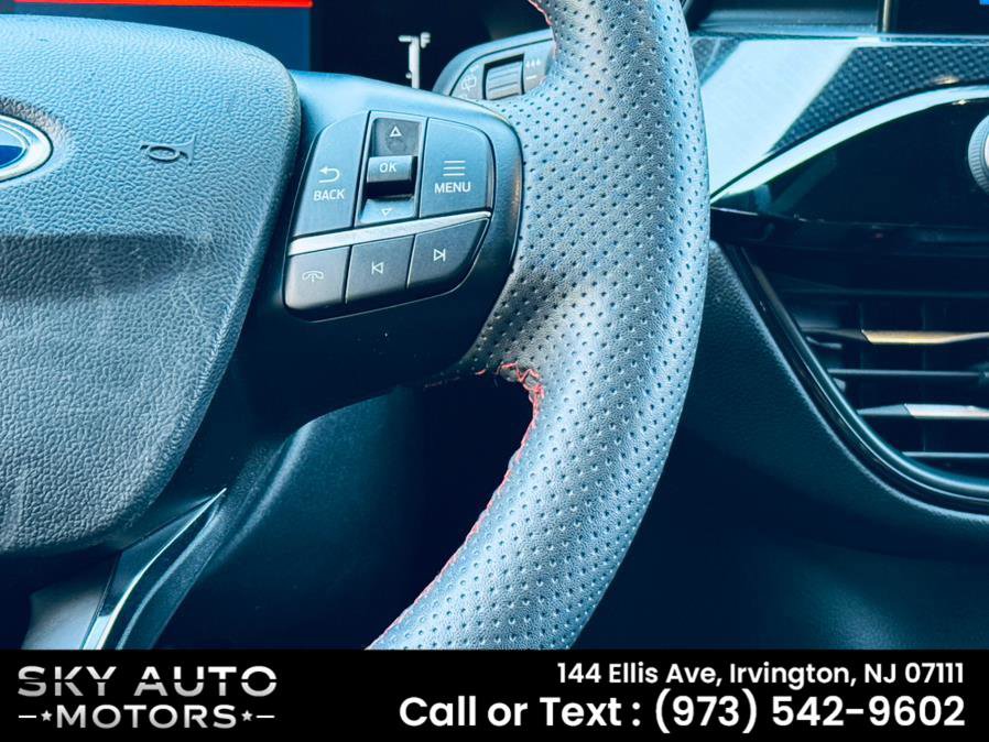 Used 2023 Ford Escape ST-Line FWD image 14