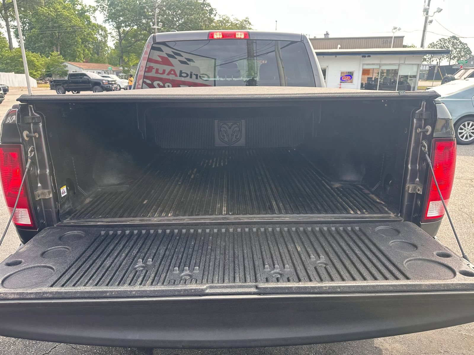 Used 2016 RAM 1500 Express w/ Popular Equipment Group AWD/4WD image 5