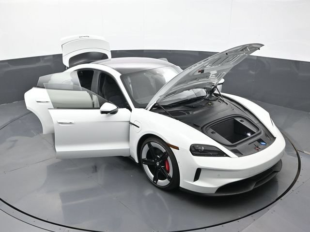 Certified 2025 Porsche Taycan 4S AWD/4WD image 33