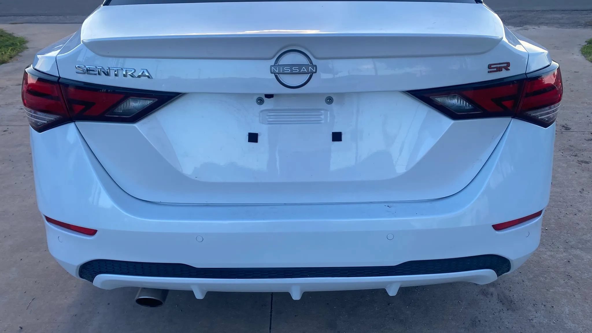 Used 2024 Nissan Sentra SR FWD image 18