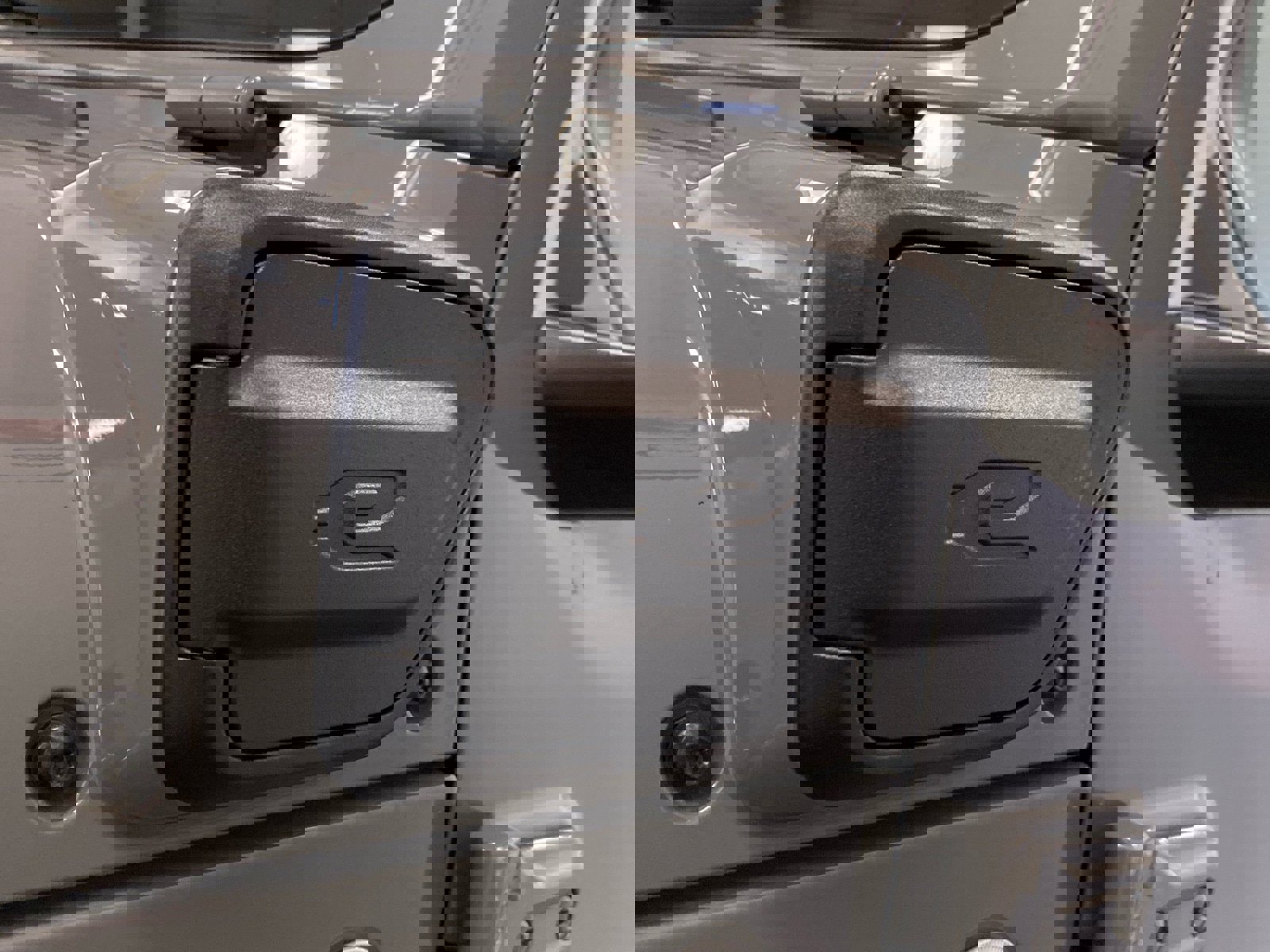 Used 2022 Jeep Wrangler Unlimited Sahara w/ Cold Weather Group image 14