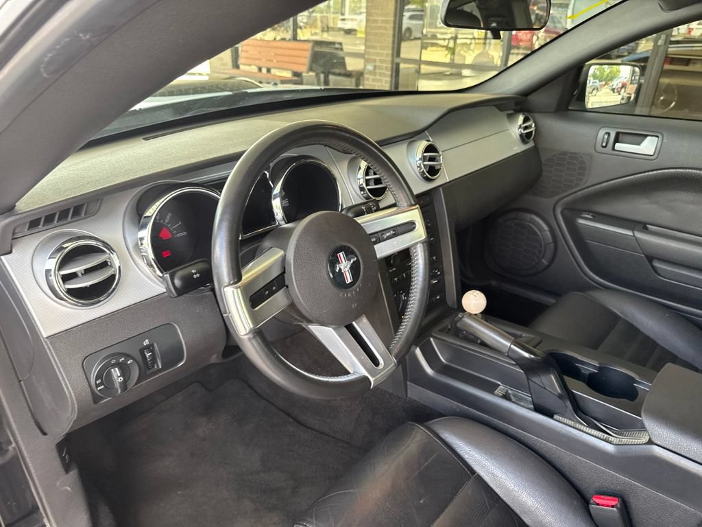 Used 2006 Ford Mustang GT RWD image 9