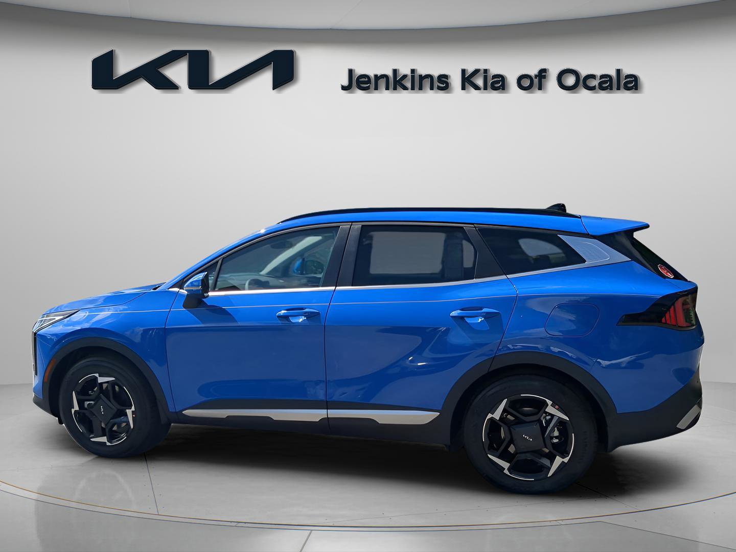 New 2026 Kia Sportage EX w/ EX Panorama Roof Package image 3