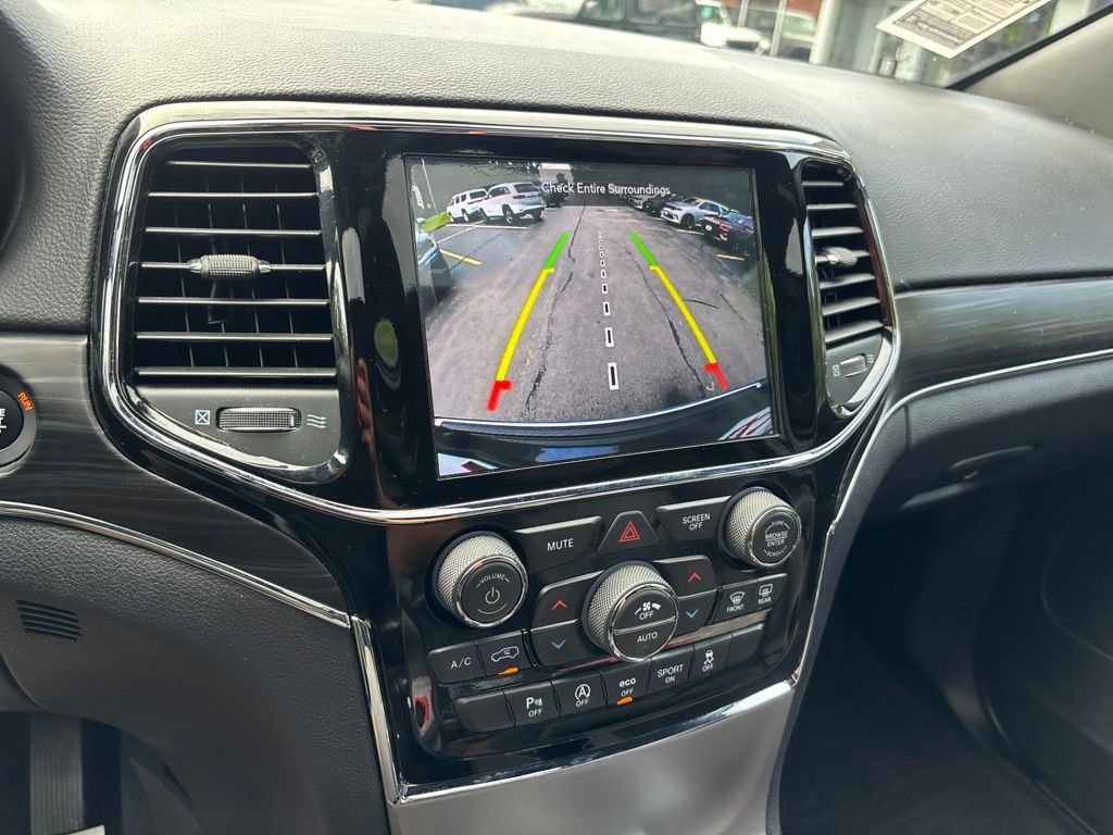 Used 2019 Jeep Grand Cherokee Limited w/ Trailer Tow Group IV AWD/4WD image 31