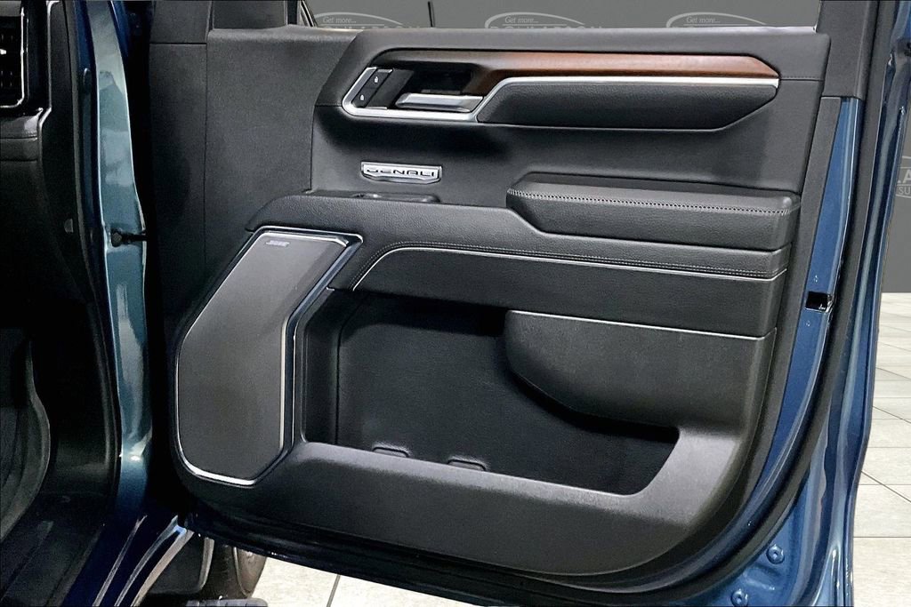 Used 2024 GMC Sierra 1500 Denali w/ Denali Reserve Package image 13