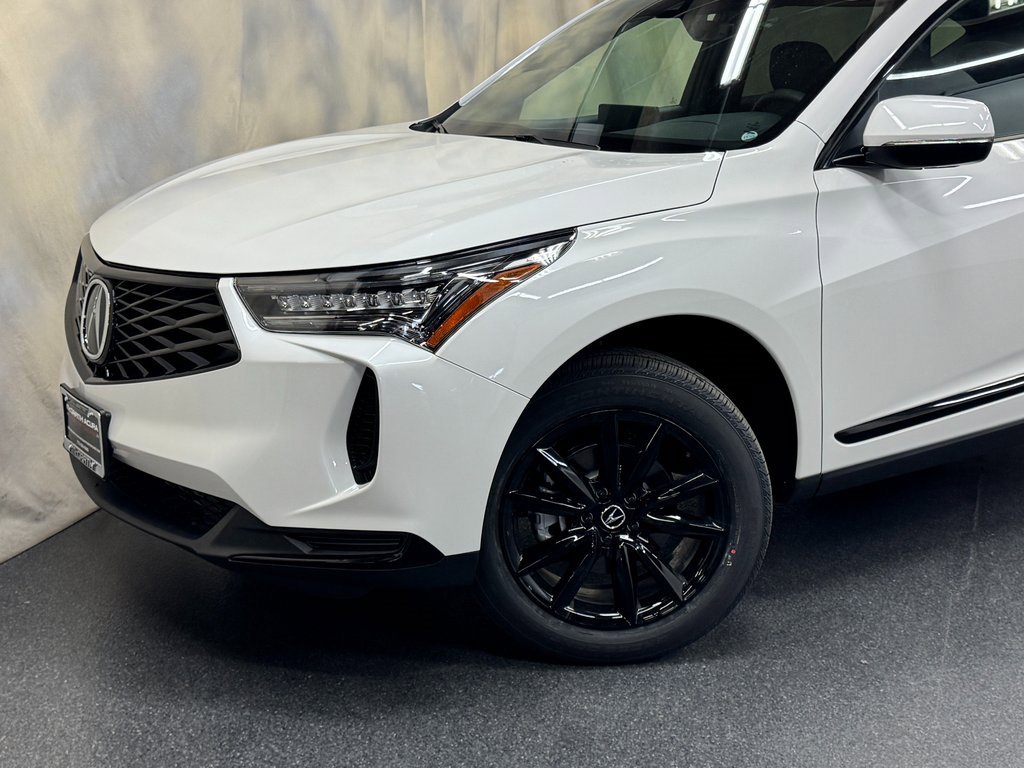 New 2025 Acura RDX SH-AWD image 2
