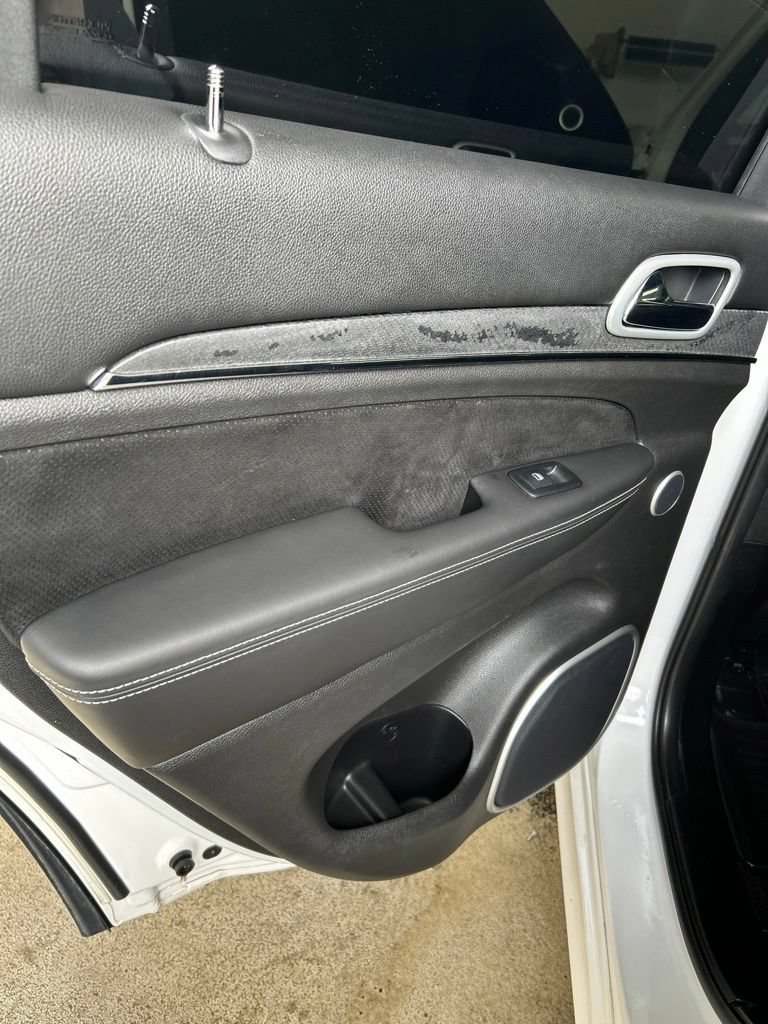Used 2018 Jeep Grand Cherokee SRT AWD/4WD image 35