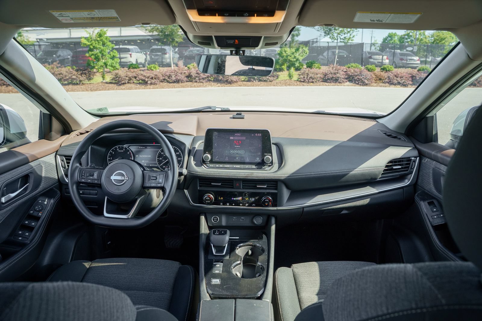 Used 2023 Nissan Rogue SV FWD image 22