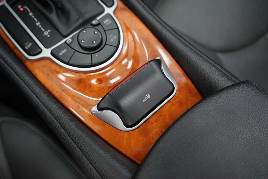 Used 2005 Mercedes-Benz SL 500 image 38