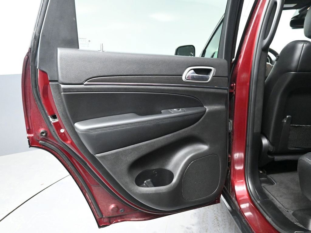 Used 2018 Jeep Grand Cherokee Limited w/ Trailer Tow Group IV image 26