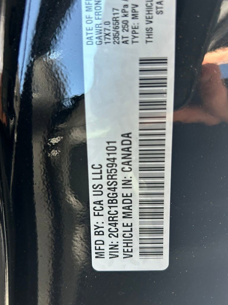 New 2025 Chrysler Pacifica Select w/ Uconnect Theater Family Group image 43