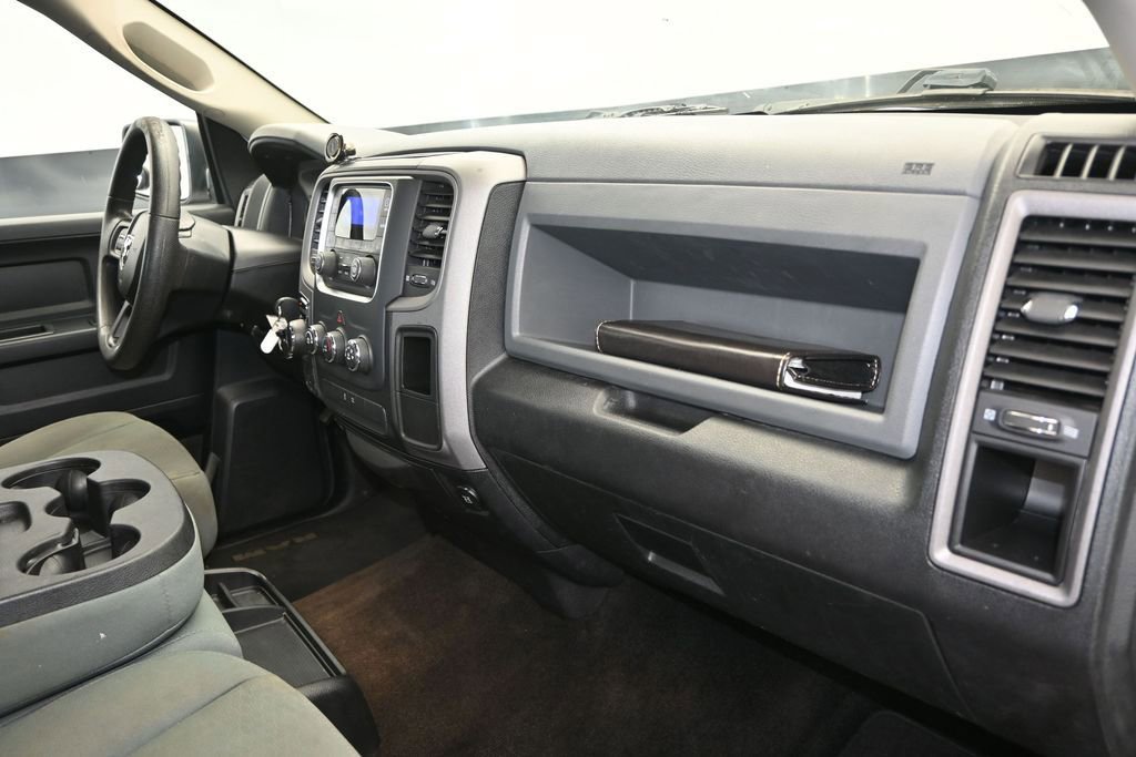 Used 2016 RAM 1500 Express AWD/4WD image 24