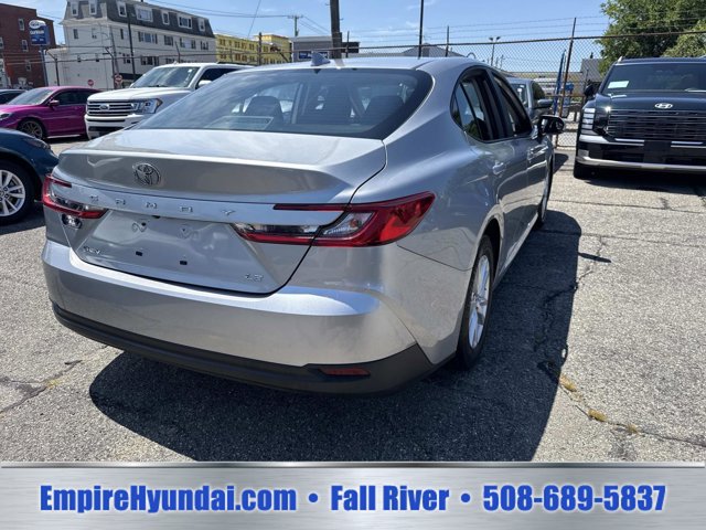 Used 2025 Toyota Camry LE FWD image 8
