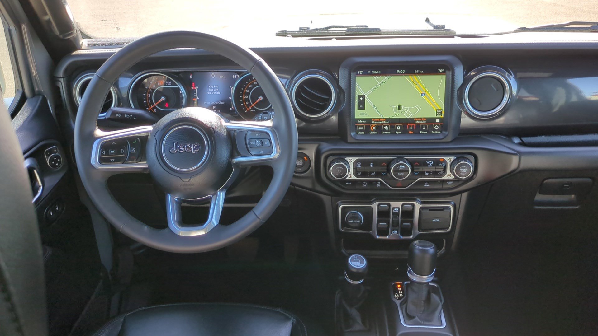 Used 2023 Jeep Wrangler Unlimited Sahara image 29