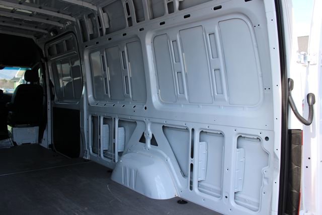 Used 2023 Mercedes-Benz Sprinter 2500 image 31