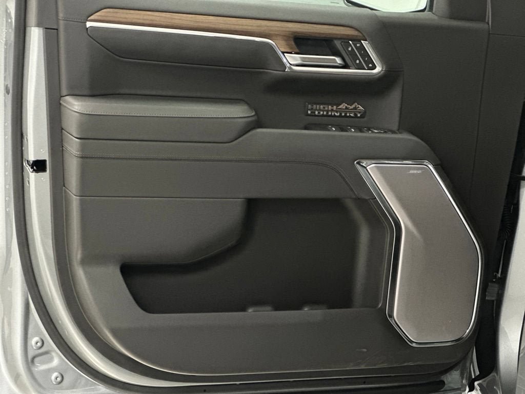 New 2026 Chevrolet Silverado 1500 High Country w/ Technology Package AWD/4WD image 19
