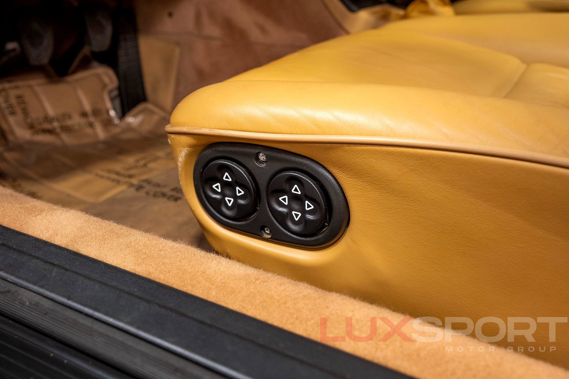 Used 1992 Porsche 911 Carrera image 36