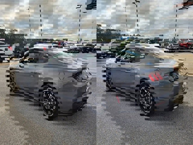 New 2025 Ford Mustang Coupe image 8