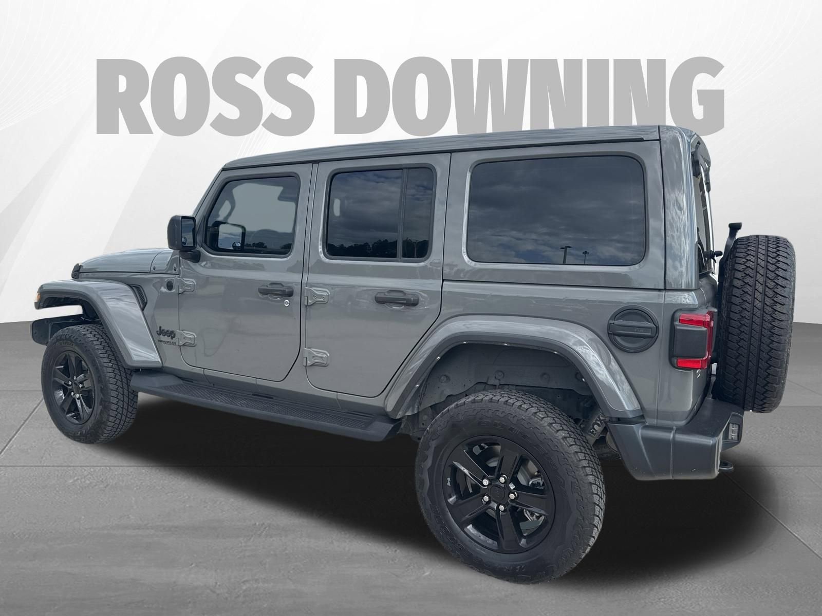 Used 2022 Jeep Wrangler Unlimited Sahara AWD/4WD image 2