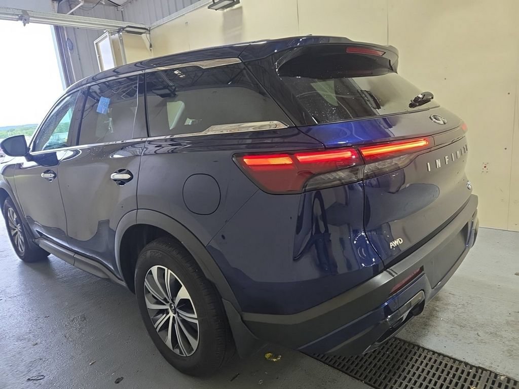Used 2025 INFINITI QX60 Pure AWD/4WD image 4