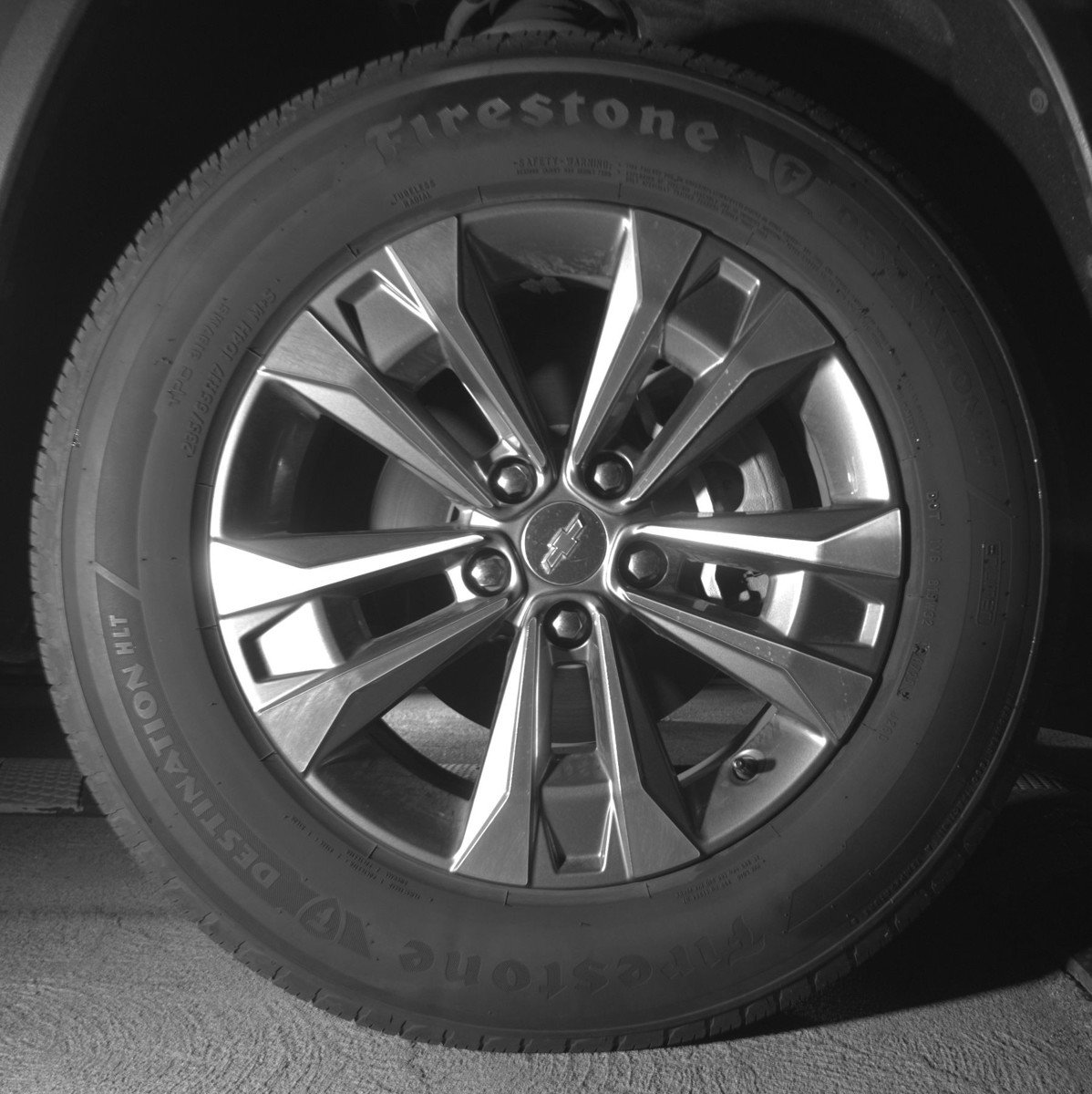Used 2025 Chevrolet Equinox LT FWD image 13